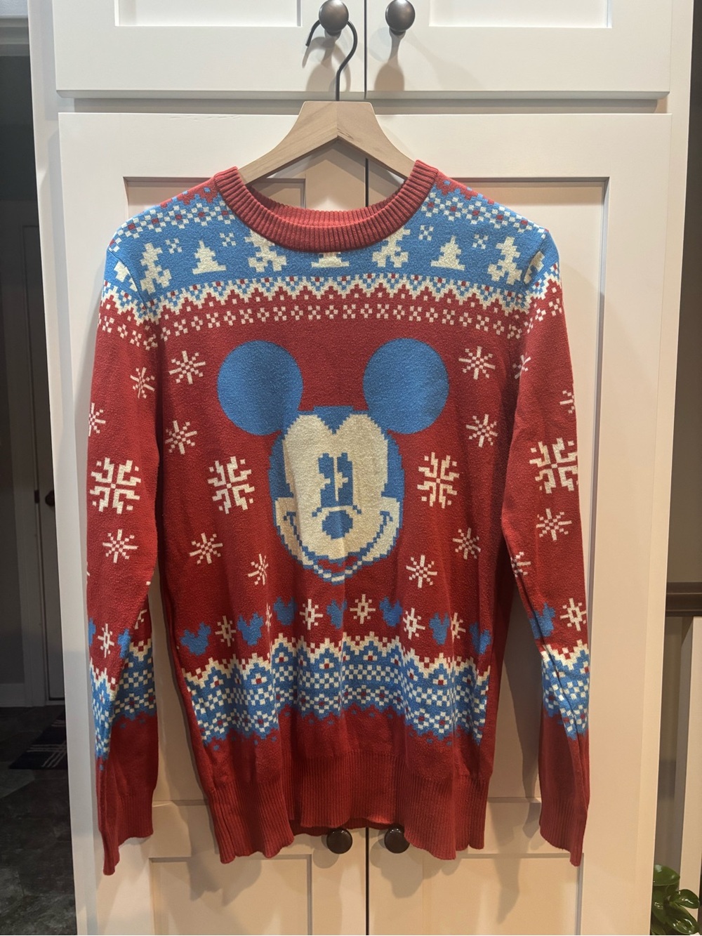 Disney Celebrate Together Men Red Holiday Mickey Mouse Fair Isle Sweater M